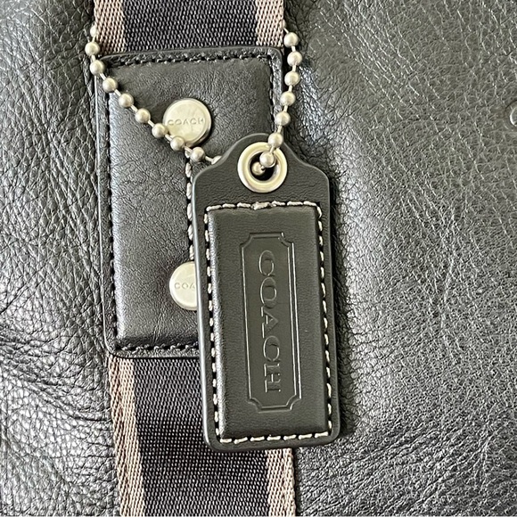 Coach Heritage Web Leather Weekend Tote Style F71169 - Picture 11 of 12